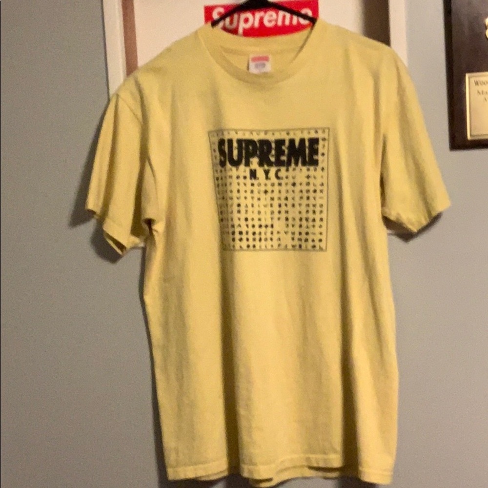 Supreme Tee